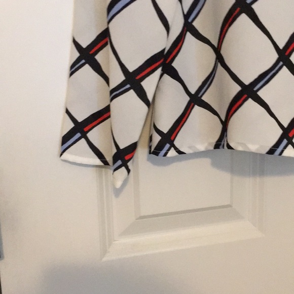 Semi-sheer lace-up detail blouse - Picture 6 of 6